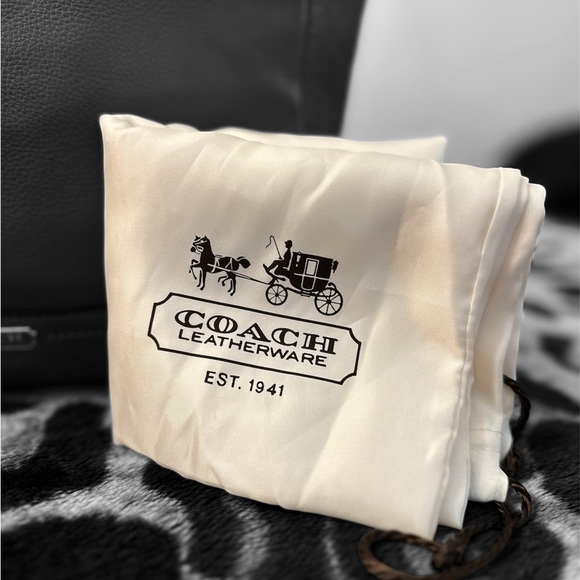 Coach Brown Leather Tote Bag - Picture 3 of 6